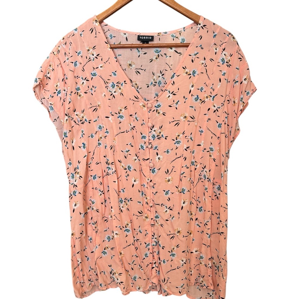 Torrid Women's Pink Floral Top